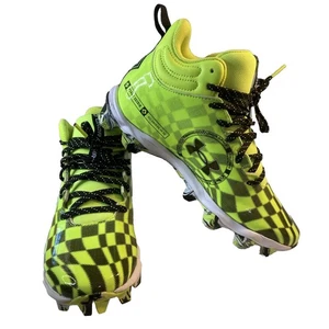 UNDER ARMOUR Spotlight Select 3 Lime Green Molded Football Cleats Boys Size 5.5Y - Picture 1 of 12