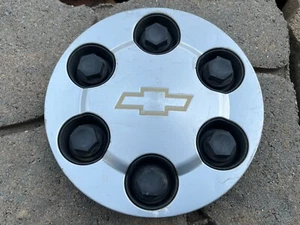 CHEVY TAHOE SILVERADO SUBURBAN OEM WHEEL CENTER CAP MACHINED FINISH 9594520 - Picture 1 of 5