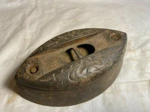 Antique Rare Decorative Rustic Cast Iron Sad Iron - Picture 1 of 6