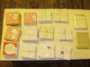 OVER 1250 USED DISC SLEEVES...PAPER/PLASTIC/ETC...USED ,AS IS...LOT# 1 - Zdjęcie 1 z 5