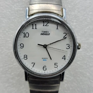Timex Indiglo Herrenuhr 34 mm silberfarbenes Stretchband, läuft * - Bild 1 von 17
