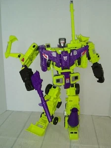 Complete Decepticon Devastator Warrior Transformer - Picture 1 of 6