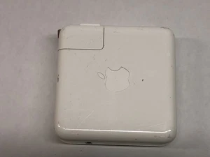 APPLE A1718 61W USB-C POWER ADAPTER WHITE - Picture 1 of 4