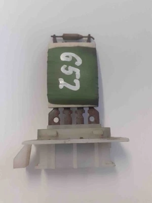 Resistenza riscaldamento interno VW PASSAT B6 3C2 VALEO PA6 2.00 Diesel 103kw 15450986 - Immagine 1 di 4