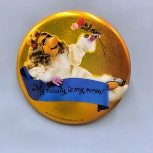 Miss Piggy Button Pinback Hallmark Muppets Beauty is my Curse 3.5" - Picture 1 of 4