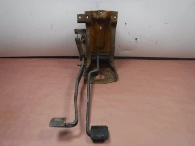 吉普牧马人 YJ 87-90 制动离合器液压踏板支架安装免运费 — 第 1/4 张图片