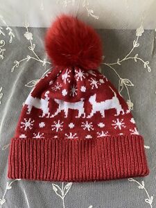 Vera Bradley Red & White Beanie Pom Pom Winter Hat Faux Fur Holiday With Cats