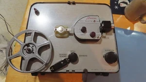 Vintage Kodak - Brownie Movie Projector Model 1 - Regular 8mm - Picture 1 of 14