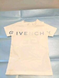 Givenchy Baby Logo 100%,Cotton T-Shirt Tee Top Size 18 Months. Snap Neck