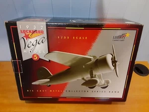 Lockheed 1932 Vega Model 5 1/32 Scale DieCast Bank - Picture 1 of 7