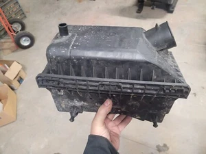 2007-2012 Dodge Caliber Air Filter Housing box 2.0L Used 2008 2009 2010 2011 - Picture 1 of 4