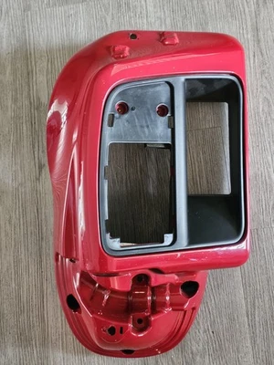 Carenado inferior de pierna izquierda Harley-Davidson 14-23 Redline rojo OEM Foto 1 de 4