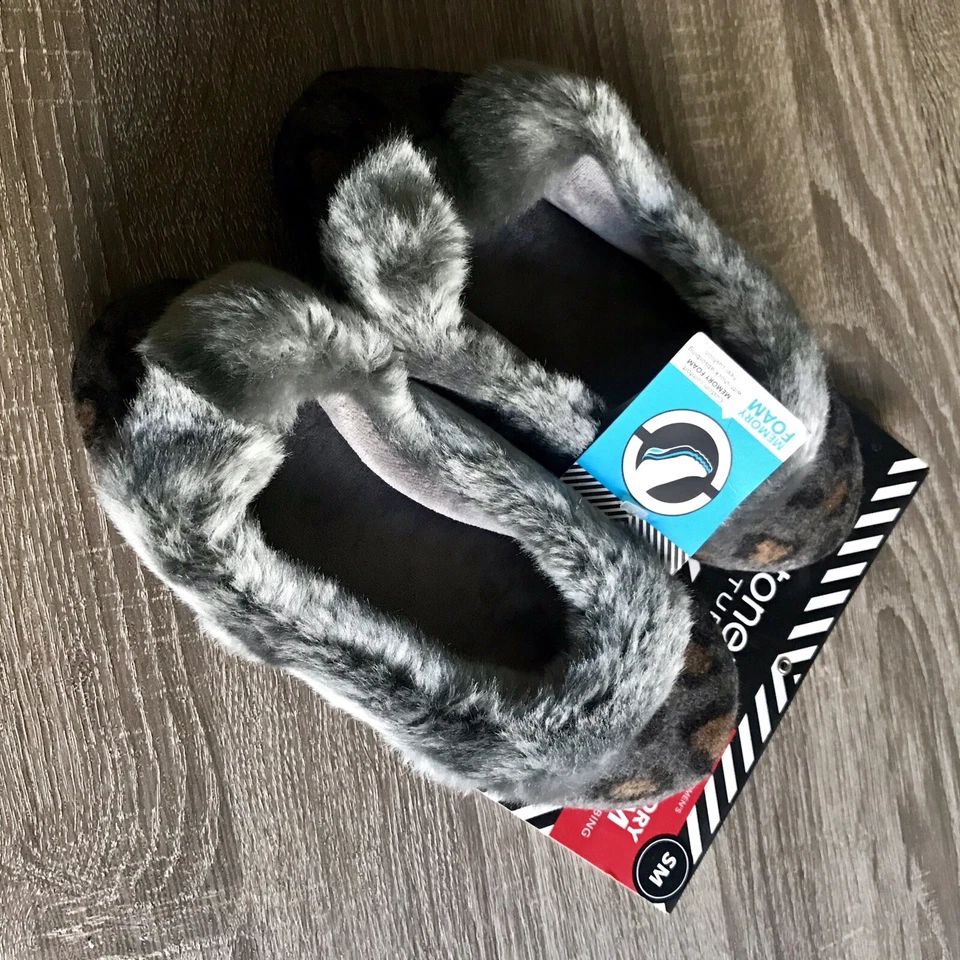 ISOTONER ~ Zapatillas botín de espuma viscoelástica grises pequeñas (5-6) para mujer Foto 1 de 4