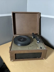 Vintage Audio Plus AV15TX School Classroom Portable Record Player 4 speeds Mono - Picture 1 of 12