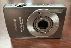 Canon PowerShot SD750 Digital ELPH 7.1 MP Camera Only- UNTESTED- Parts- READ - Picture 1 of 9