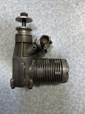 Motor web de 40 anillos  Foto 1 de 4