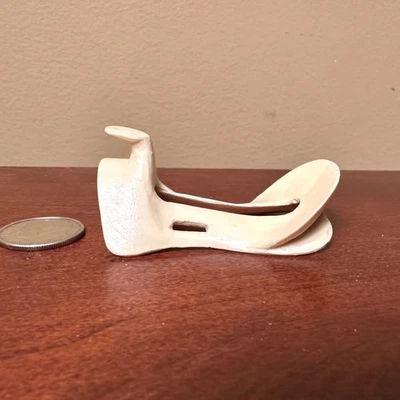 RDLC Tradicional Modelo Escala 1:9 ANTIGUO WESTERN HOPE Sillín Árbol - RESINA BEIGE Foto 1 de 4