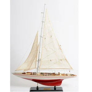 USED Endeavour Yacht Painted Small, Fully Assembled Y139 - Picture 1 of 3