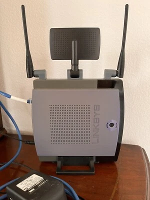 ROUTER LINKSYS WRT300N 270 Mbps 4 puertos Gigabit inalámbrico-N banda ancha con cable + CD Foto 1 de 4