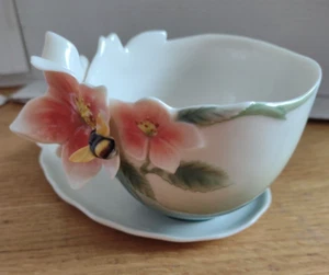 Franz BEE cup, saucer and spoon set FZ00163 - Perfect Condition - Picture 1 of 7
