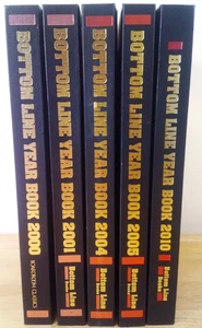 Lot of 5 Bottom Line Year Book 2000 2001 2004 2005 2010 HC - Foto 1 di 18