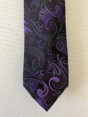 Corbata para hombre Madison corbata poliéster negra púrpura remolino desplazamiento delgada 58" Foto 1 de 4