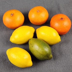 Juego de 7 Naranjas Falsas Imitación Limones Lima Fruta Hogar Cocina Decoración Teatro Escenificación - Imagen 1 de 7