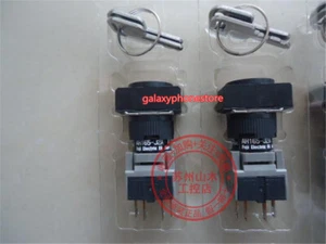 1PCS Fuji Electric AH165-J2A11A Key SELECTOR SWITCH - Afbeelding 1 van 3