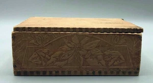 Vintage Wizard L.F. Grammes & Son Wood Carved Handkerchief Box - Imagen 1 de 7