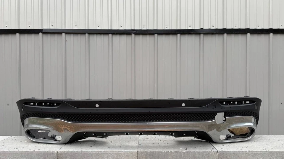 !!️ ¡¡SIN ENVÍO!!️ PARACHOQUES TRASERO MERCEDES GLB X247 AMG 2020 2021 2022 2023 2024 Foto 1 de 4