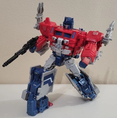 Transformers Titans Return Siege On Cybertron Leader Class Magnus Prime!!! - Image 1 of 4