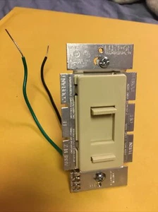 Lutron Lumea LG-600P ALMOND einpoliger 600W voreingestellter Lichtdimmer / Schalter  - Bild 1 von 4