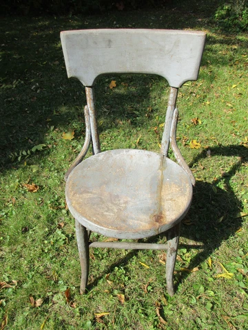 Rare, Antique Rustic Farmhouse Style Bentwood Café Chair, for Restoration Cover