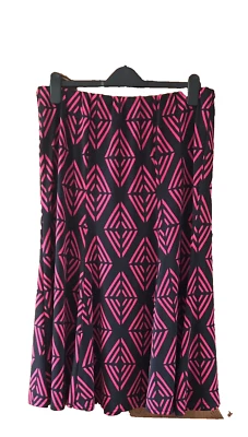 Ladies skirt Wardrobe Essentials long black & pink diamond pattern size 16 - Image 1 of 2