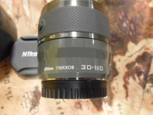 Nikon 1 NIKKOR VR 30-110mm f/3.8-5.6 Green Compact Lens w/ Hood and Case - Picture 1 of 7