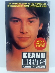 Keanu Reeves Paperback Book by Chris Nickson. St. Martin's Rare As Heck 1996 T02 - Picture 1 of 7