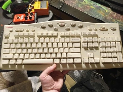 Compaq Presario SK-2700 Keyboard - Wired PS/2 Connector - Tested - Works - Image 1 of 3