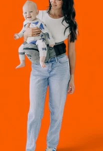 Tushbaby Ergonomische Hüftsitztrage - für Babys und Kleinkinder 0-3 Jahre, Sicherheit Neu - Bild 1 von 7