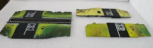 AHM Dual Crossing Gates HO Scale Parts Pieces Uncomplete Lot Bulk - Picture 1 of 6