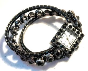 Women's Stunning Wrist Watch Black Accutime Beaded 3 Stretch Strand Bracelet VTG - Picture 1 of 7
