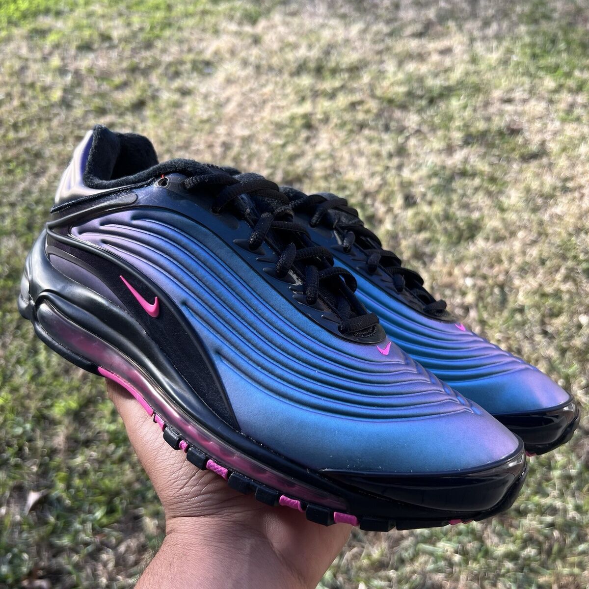 Nike Air Max Deluxe Throwback Future for Sale | Authenticity Nike Air Max Deluxe Throwback Future for Sale | Authenticity