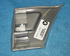 1989 1995 Caravan Voyager Town & Country Front Fender Molding Trim OEM-NEW-NOS - Picture 1 of 2