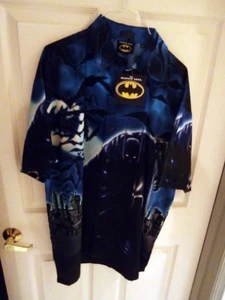 NEW DC Comics/Warner Bros. Batman 2001 S/S Medium 100% Poly Shirt - Picture 1 of 5