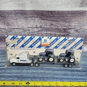 Ertl New holland semi &2 8870 tractors on trailer 1/64 diecast blue/white sealed - Picture 1 of 8