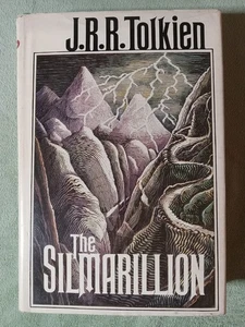 THE SILMARILLION J.R.R. TOLKIEN HARDCOVER BOOK HC/DJ 1ST EDITION PRINTING W/ MAP - Picture 1 of 15