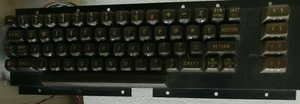Commodore 64 C 64 klawiatura + śruby + kabel (works) chlebak keyboard 8-bit - Zdjęcie 1 z 2
