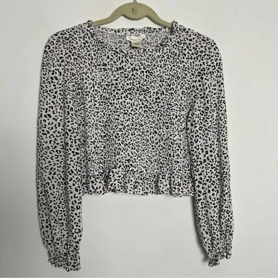 Top corto manga larga estampado guepardo Urban Outfitters Urban Romantics talla L Foto 1 de 4