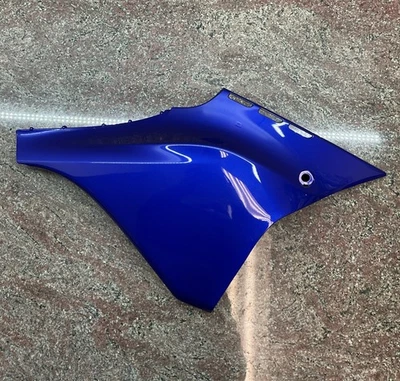 2020-2025 Yamaha YZF-R1 R1M painel de carenagem esquerdo capuz azul fabricante de equipamento original B3L-2842M-00 - Imagem 1 de 4
