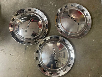 Ford Victoria Deluxe 1952 accesorio completo tapacubos par de cubiertas de rueda OEM opción 52 Foto 1 de 4