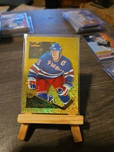 1996 1995-96 Score Summit SCORE Mark Messier #1 Artist Proof Gold - Picture 1 of 2